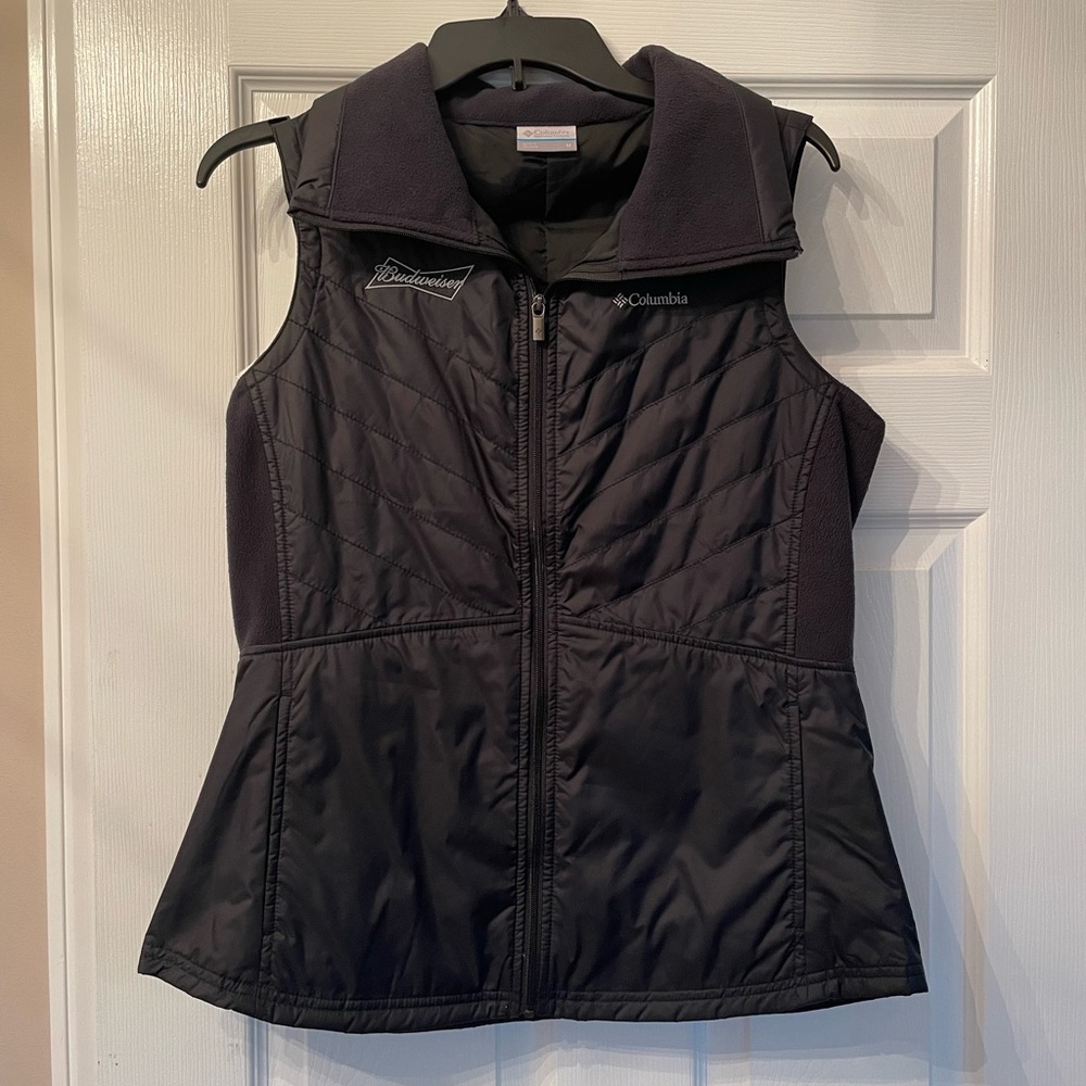 Columbia Black Lightweight Puffer Vest!